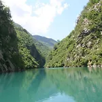 Гостевой дом Park Blini Shala River Moll' e Shoshit