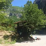 Гостевой дом Park Blini Shala River *