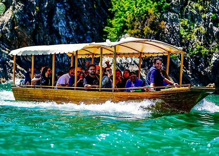 Park Blini Shala River