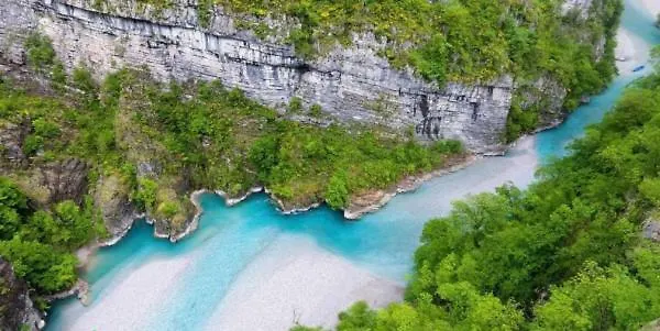 Park Blini Shala River Гостевой дом Moll' e Shoshit