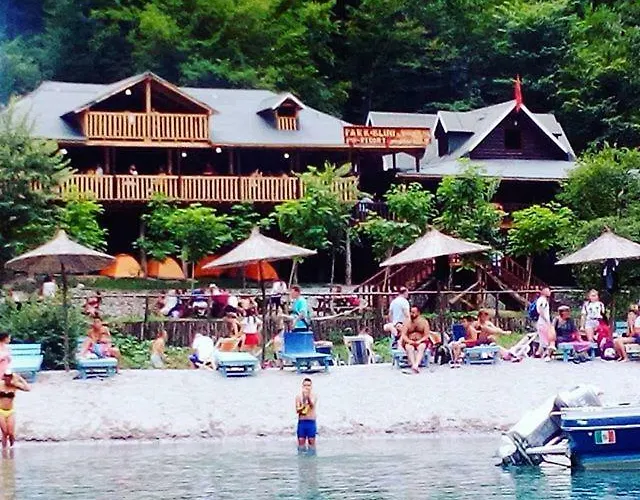 Park Blini Shala River Moll' e Shoshit