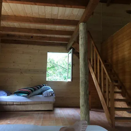 招待所 Park Blini Shala River