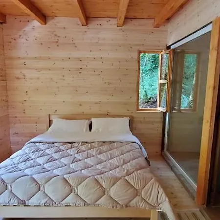 Park Blini Shala River * Moll' e Shoshit