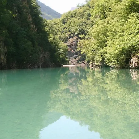 Maison d'hôtes Park Blini Shala River Moll' e Shoshit