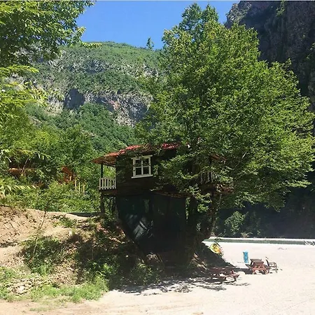 招待所 Park Blini Shala River *