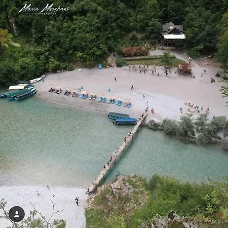 Park Blini Shala River * Moll' e Shoshit