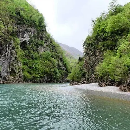 Penzion Park Blini Shala River Moll' e Shoshit