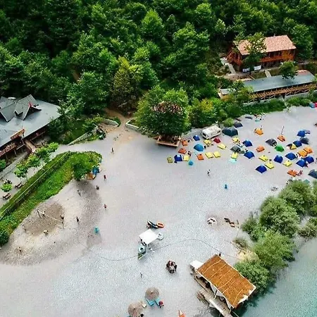 Park Blini Shala River