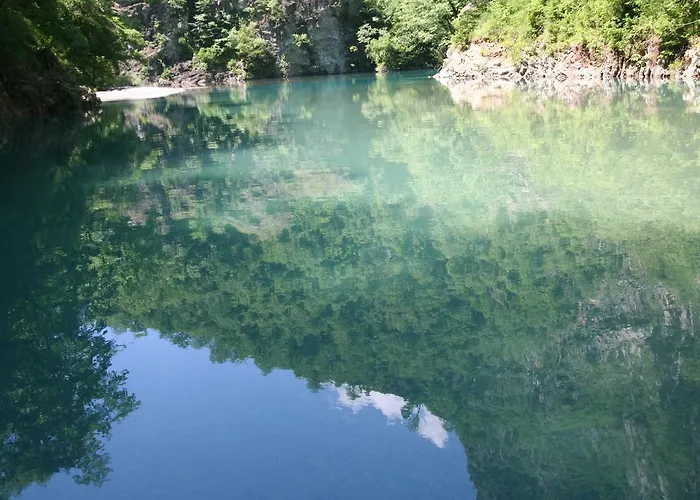 Πανσιόν Park Blini Shala River *