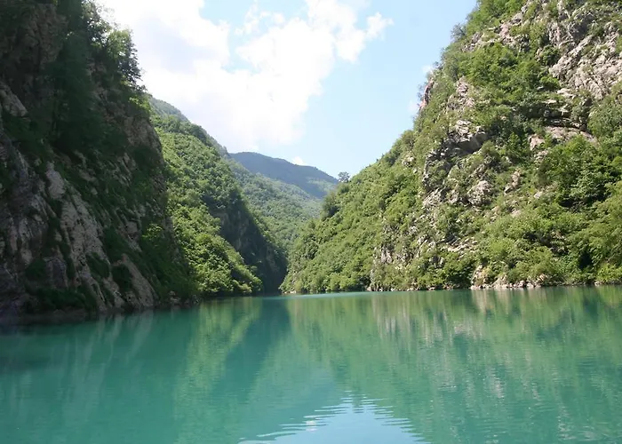 Πανσιόν Park Blini Shala River Moll' e Shoshit